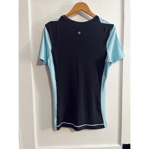 lululemon tee - Picture 3 of 4